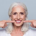 How to whiten dentures